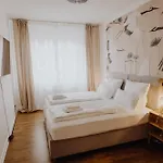 Staylight - Premium Mit Balkon * Hildesheim